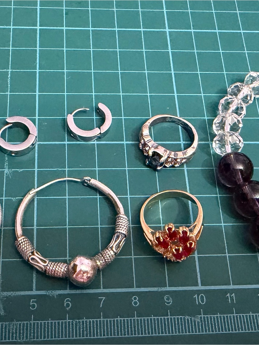 Lot of jewelry